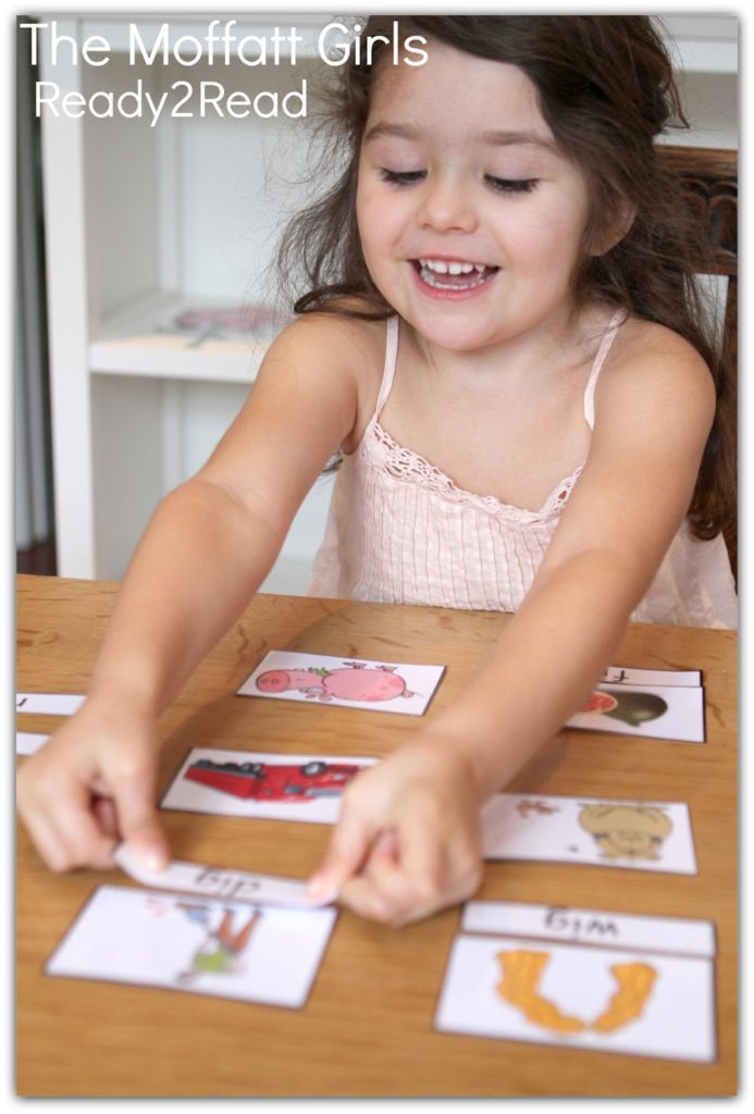 The Ready2Read program are hands-on, interactive and engaging activities that make learning phonics, sight words and word families fun for Pre-K, Kindergarten and 1st Graders fun!