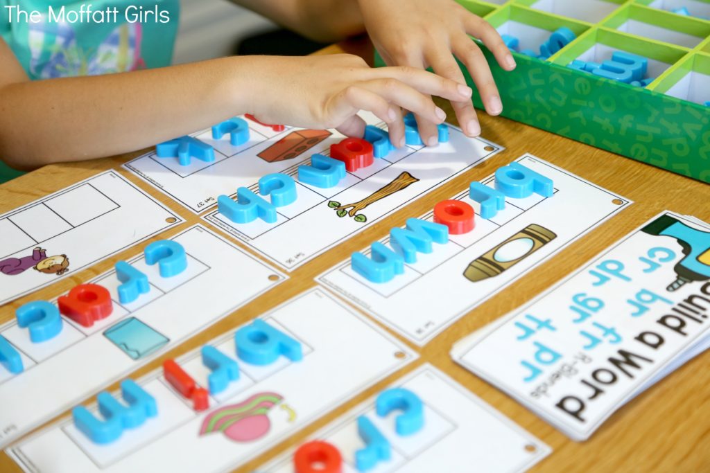 Build a Word Hands-On Spelling! Systematically move through phonics skills while boosting reading and spelling skills. The bundle includes CVC words, long vowels, blends, digraphs, trigraphs and more!