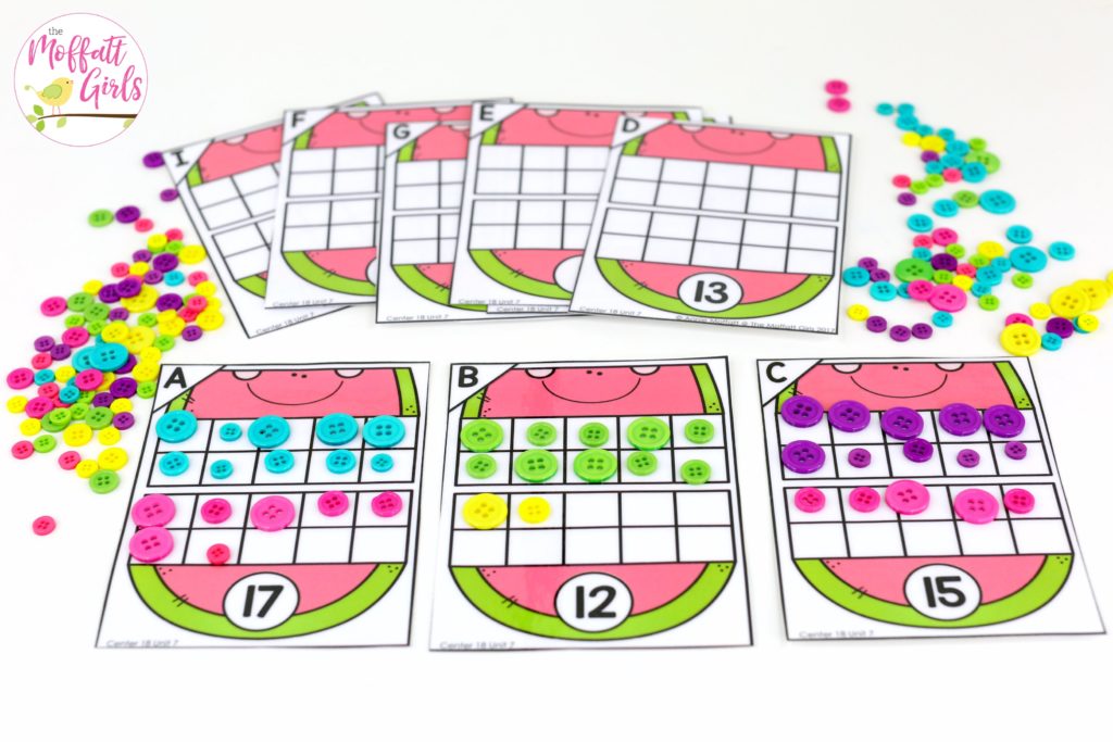 Place Value with Ten Frames- Fun place value math center to teach tens and ones! Teach base ten math with these hands-on math centers for Kindergarten!