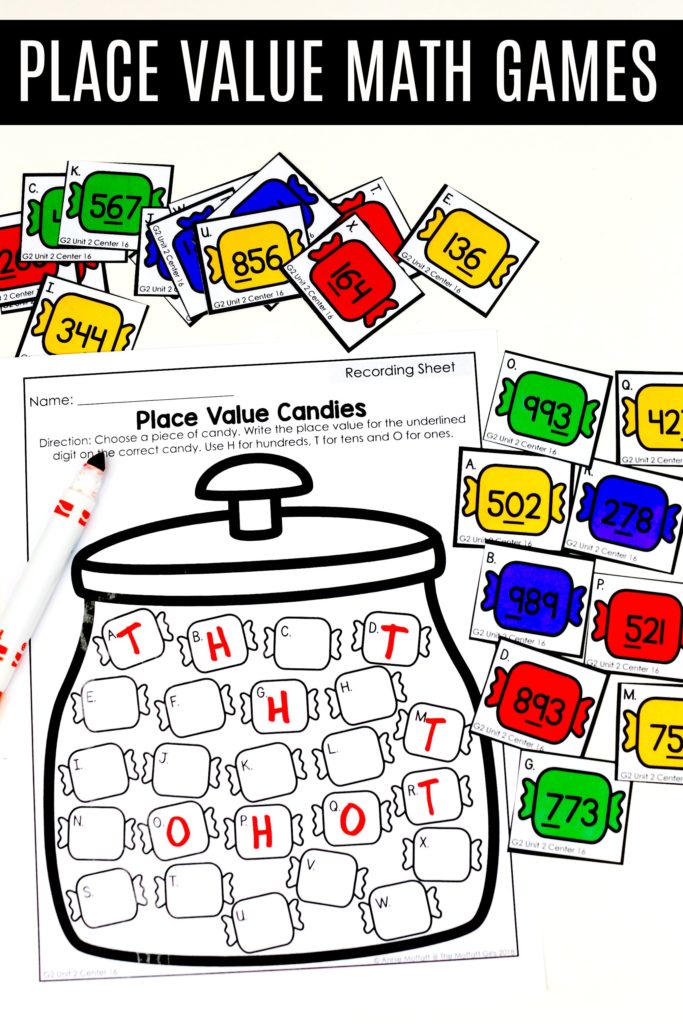 Place Value Candies- Math game to teach ones, tens and hundreds. Tons of fun math centers to teach place value in Second Grade!
